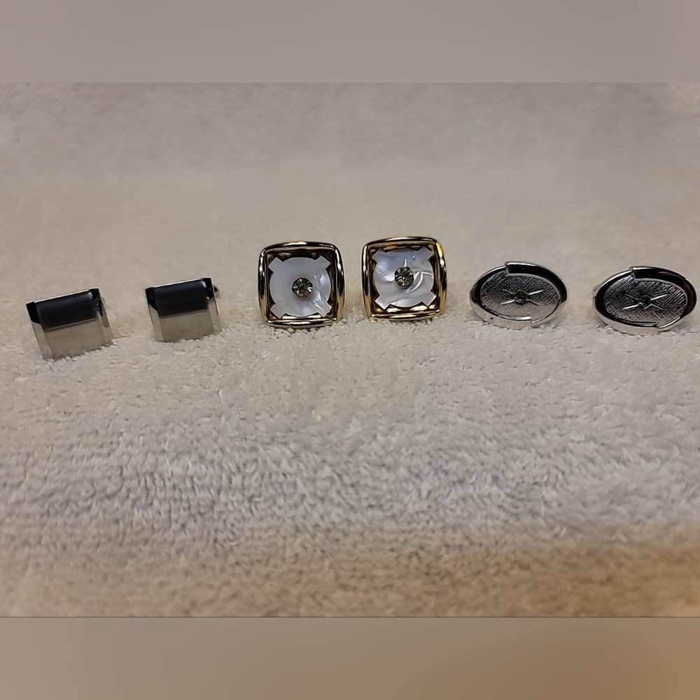 4  Sets Of Vintage Men's Cufflinks & Tie Clip